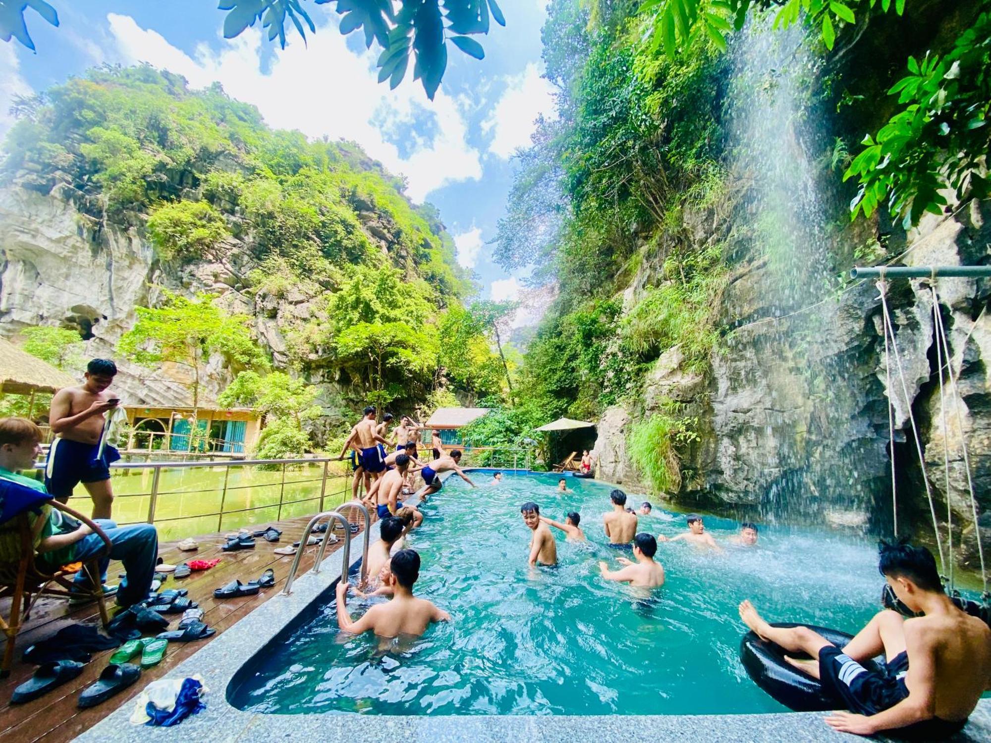 Green Valley Homestay - Thung Lung Xanh Nguyen Ngoai Eksteriør billede